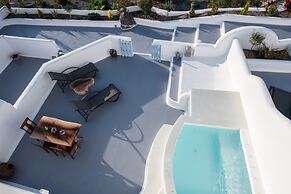 Sun Angelos Oia - Luxury Cave Suites