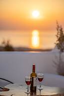 Sun Angelos Oia - Luxury Cave Suites