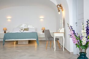 Sun Angelos Oia - Luxury Cave Suites