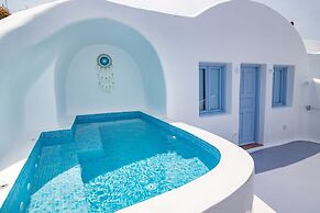Sun Angelos Oia - Luxury Cave Suites