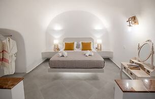 Sun Angelos Oia - Luxury Cave Suites