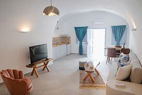 Sun Angelos Oia - Luxury Cave Suites