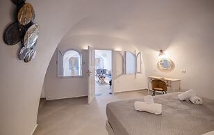 Sun Angelos Oia - Luxury Cave Suites
