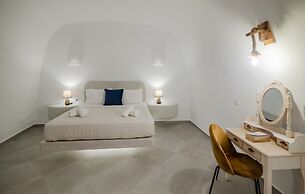 Sun Angelos Oia - Luxury Cave Suites