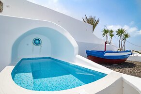 Sun Angelos Oia - Luxury Cave Suites