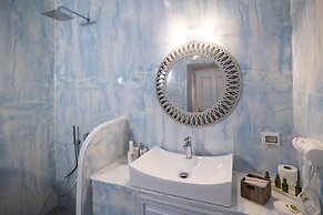 Sun Angelos Oia - Luxury Cave Suites