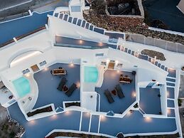 Sun Angelos Oia - Luxury Cave Suites