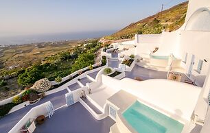 Sun Angelos Oia - Luxury Cave Suites