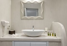 Sun Angelos Oia - Luxury Cave Suites