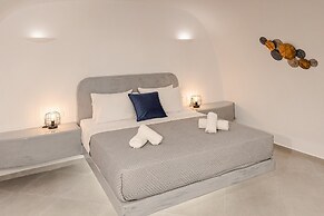 Sun Angelos Oia - Luxury Cave Suites