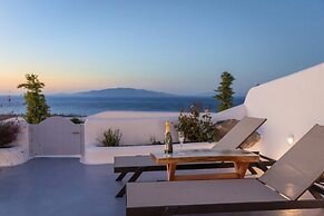 Sun Angelos Oia - Luxury Cave Suites