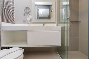 Helbor Stay Batel - Yogha