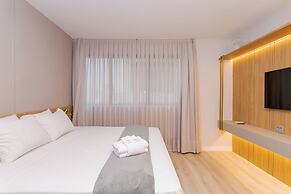 Helbor Stay Batel - Yogha