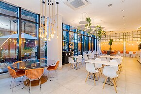 Helbor Stay Batel - Yogha