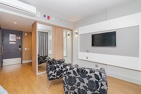 Helbor Stay Batel - Yogha