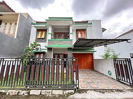 Homestay Jogja dekat Ambarukmo by Simply Homy