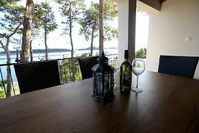 Modern Apartment on the Beautiful Croatia Coast