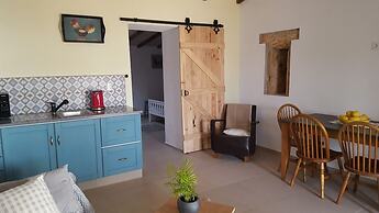 Aguas Belas b& be T1 Blue