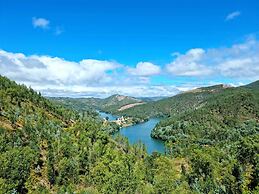 Aguas Belas b& be T1 Blue