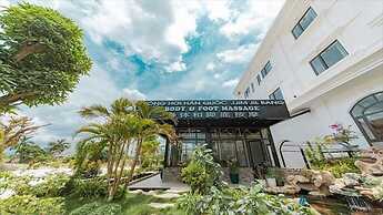 Grand View Palace Ha Long Hotel