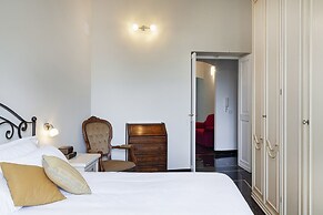 Quinto Seaview Apartment