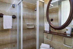 Quinto Seaview Apartment