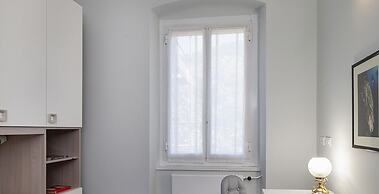 Quinto Seaview Apartment