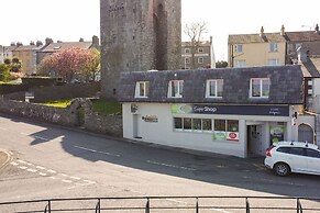 The Anchor Apartments