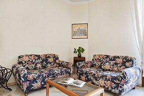 Relax in giardino a due passi dal porto