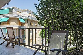 Relax in giardino a due passi dal porto