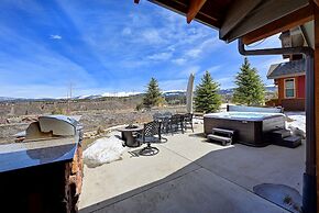 Cozens Pointe I-101 2 Bedroom Condo by RedAwning