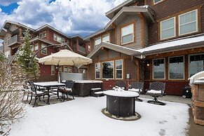 Cozens Pointe I-101 2 Bedroom Condo by RedAwning