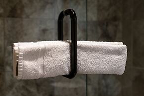 Cozens Pointe I-101 2 Bedroom Condo by RedAwning