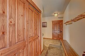 Cozens Pointe I-101 2 Bedroom Condo by RedAwning