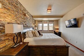 Cozens Pointe I-101 2 Bedroom Condo by RedAwning