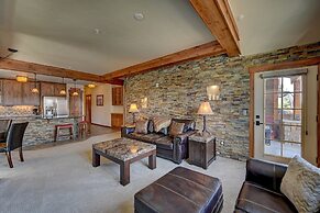 Cozens Pointe I-101 2 Bedroom Condo by RedAwning