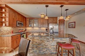 Cozens Pointe I-101 2 Bedroom Condo by RedAwning