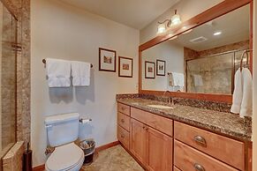 Cozens Pointe I-101 2 Bedroom Condo by RedAwning