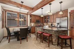 Cozens Pointe I-101 2 Bedroom Condo by RedAwning