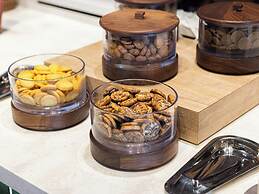 Oriental Hotel Universal City