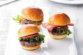 Oriental Hotel Universal City