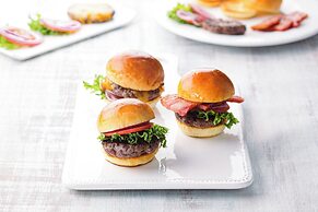 Oriental Hotel Universal City