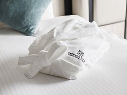 Oriental Hotel Universal City