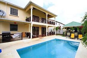 Hibiscus 3-bed Suite at Sungold House Barbados