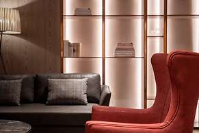 The G Shenzhen, A Tribute Portfolio Hotel