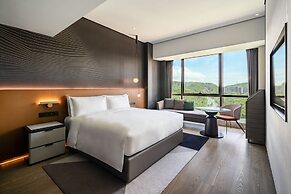 The G Shenzhen, A Tribute Portfolio Hotel
