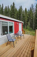 Helmcken Falls Lodge