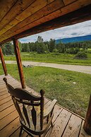 Helmcken Falls Lodge