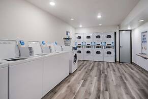 WoodSpring Suites Portland Vancouver