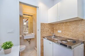 The Walls Studios by Irundo